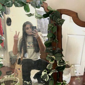 Meet your Posher, Sabrina